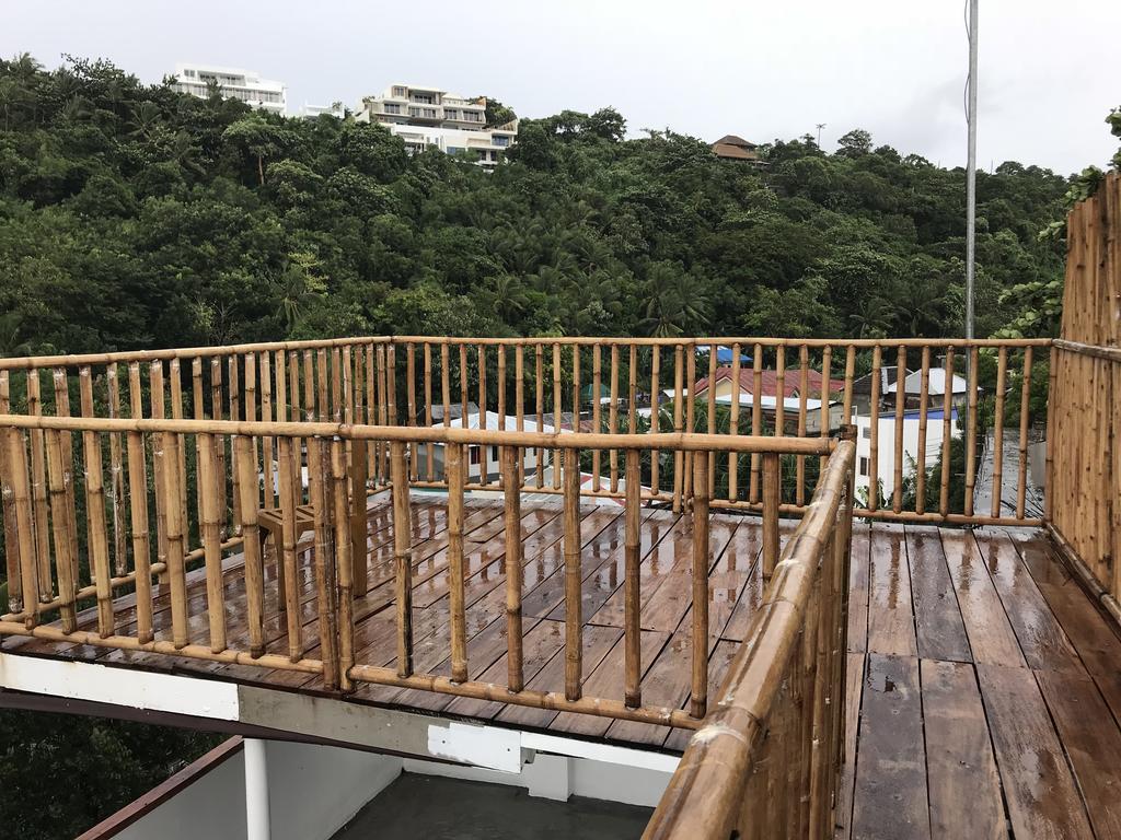 Koko'S Place Diniwid Balabag  Екстер'єр фото